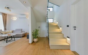 Interior - Lovely home in Sukosan (Sukosan)