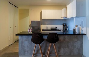 House | 2 bedrooms, Internet - w Comfortable 2BR w Balcony in Miraflores (Lima)