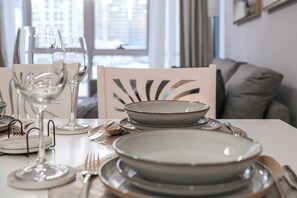 Apartment - A Free Housekeeping Visit FOR Every Stay Between THE 16th FEB AND THE 16th MAR - Stayshort - Modern 1 Bedroom in Dubai Marina That Sleeps 4 Near Metro (Dubai)