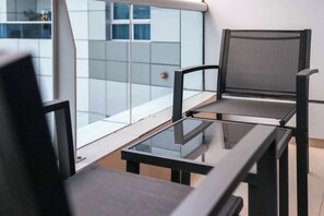 Apartment - A Free Housekeeping Visit FOR Every Stay Between THE 16th FEB AND THE 16th MAR - Stayshort - Modern 1 Bedroom in Dubai Marina That Sleeps 4 Near Metro (Dubai)