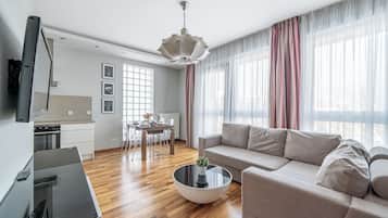 Apartment (62) | Wohnbereich | Flachbildfernseher