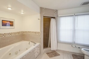 House (2 Bedrooms) | Interior - Private Yard & Gym: Classic Columbia Home (Columbia)