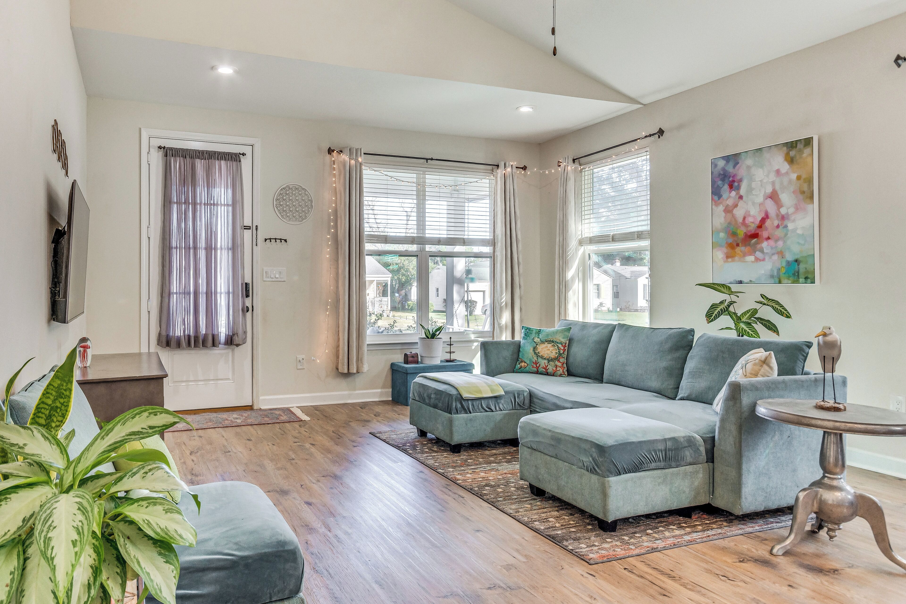 House (3 Bedrooms) | Front of property