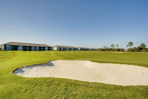 Interior - Golfer's Oasis w/ Pool! Venice Condo on 5th Hole (Venice)