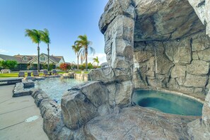 House (4 Bedrooms) | Interior - Expansive Riverside Mansion! Luxe, Family Friendly (Riverside)