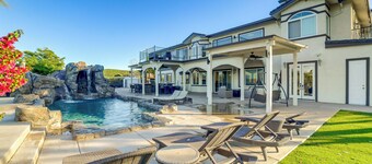 Expansive Riverside Mansion! Luxe, Family Friendly