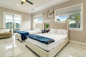 House (4 Bedrooms) | Interior - Expansive Riverside Mansion! Luxe, Family Friendly (Riverside)