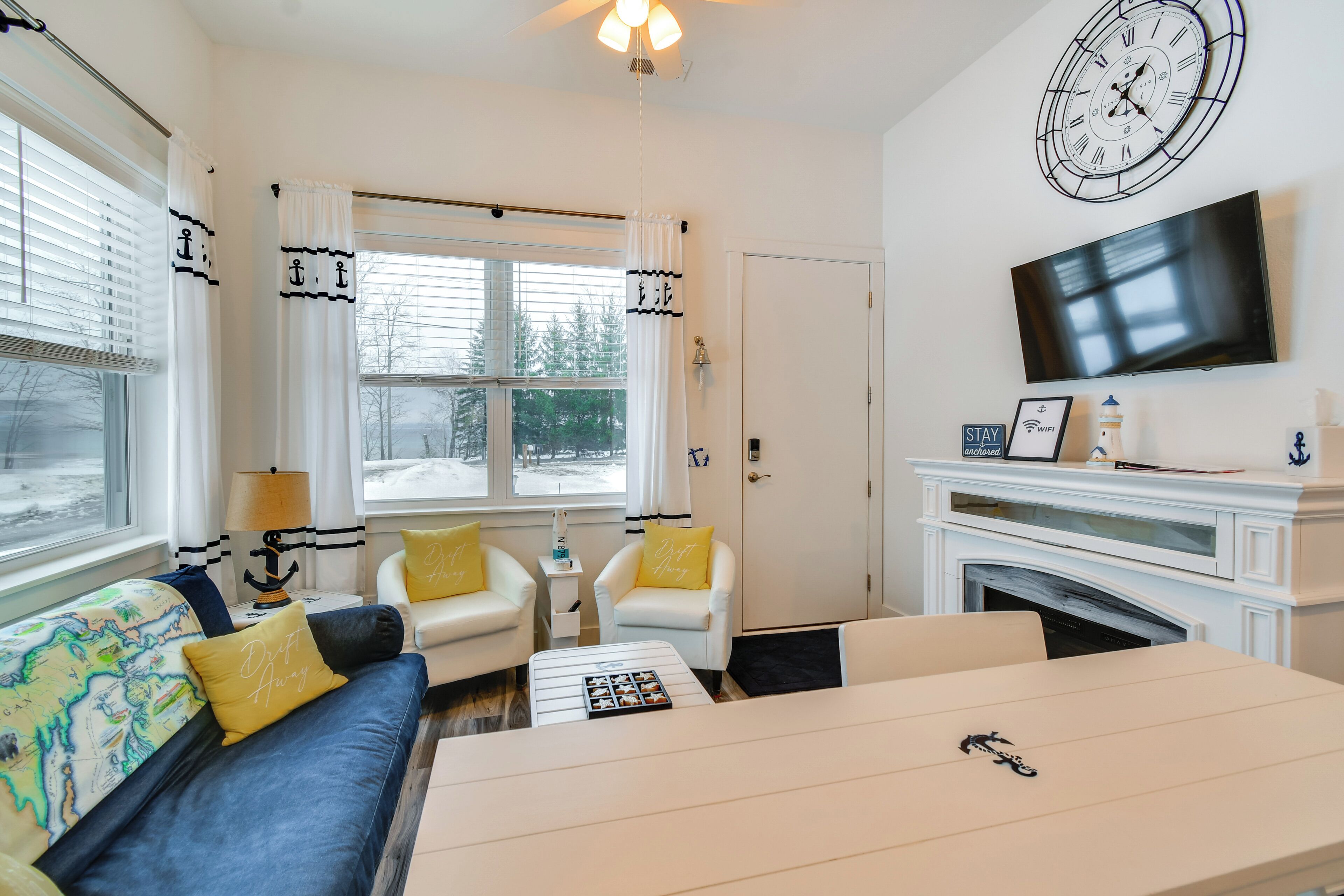 House (2 Bedrooms) | Interior
