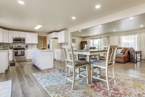 House (3 Bedrooms) | Front of property