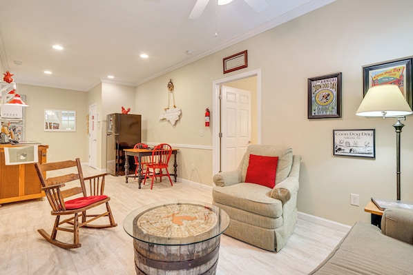 Apartment (1 Bedroom) | Interior - Walk to Main Street: Saluda Escape w/ Garden Patio (Saluda)
