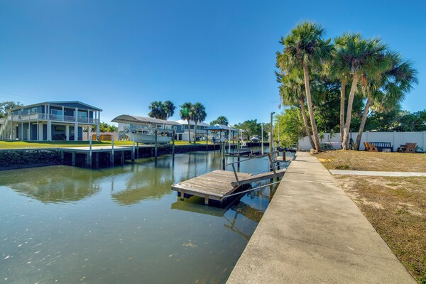 Fish, Paddle & Explore: Crystal River Gem W/ Dock - Crystal River, FL