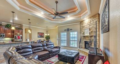 Family Home Near Ft Hood & Killeen: Patio & Grill!