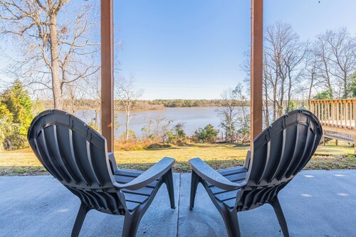 Private Dock & Hot Tub: Lakefront Eufaula Escape