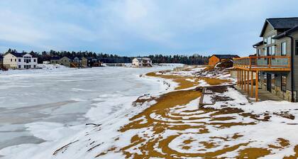 Family Fun on the Lake! Wisconsin Upland Getaway