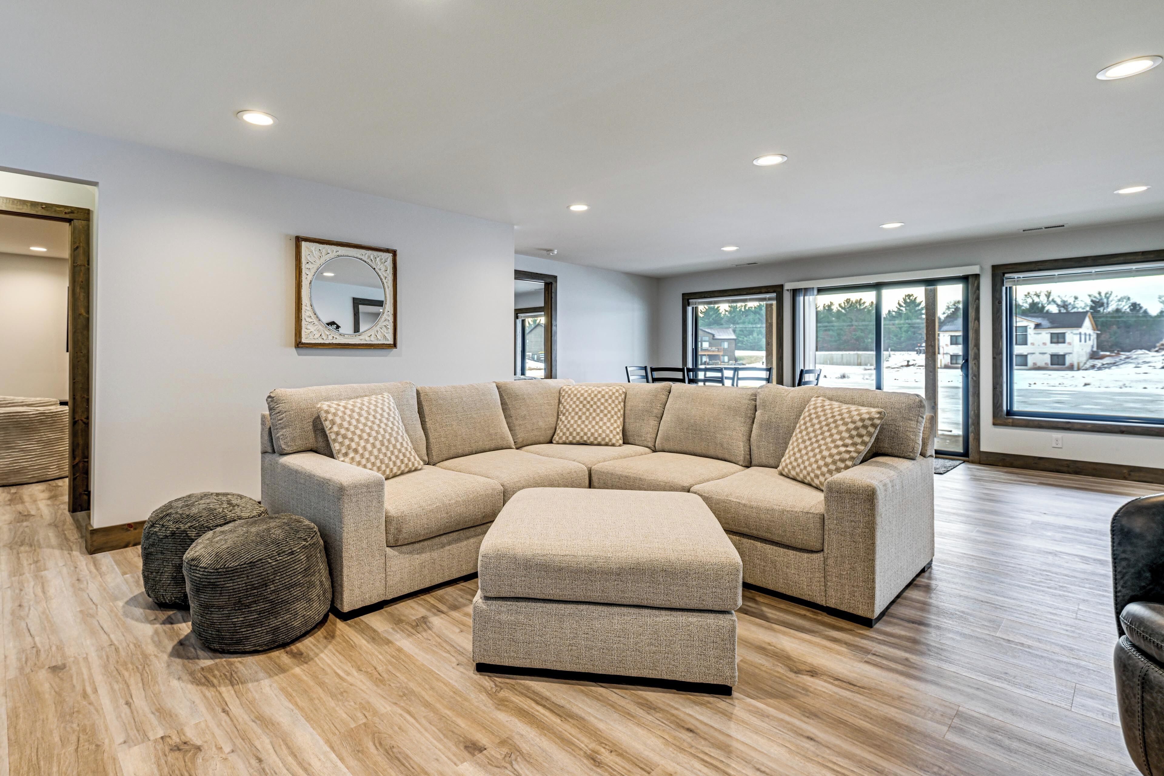 المنشأة من الداخل