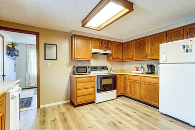 Great for Families! Woodsy Hideaway in Decatur