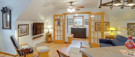 Apartment (1 Bedroom) | Interior