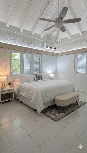 Bügeleisen/Bügelbrett, Internetzugang, Bettwäsche