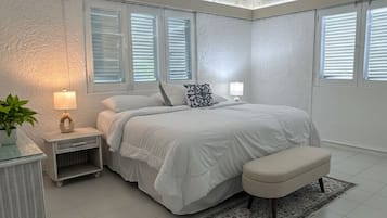 Iron/ironing board, internet, bed sheets