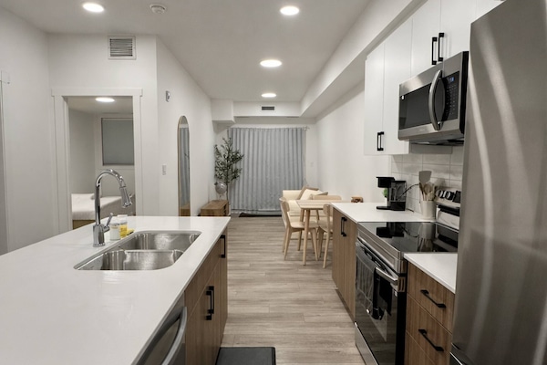 Condo, 1 Bedroom | Interior