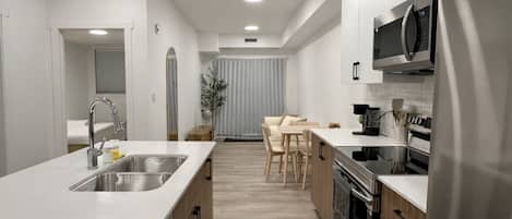 Condo, 1 Bedroom | Interior