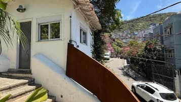 Bungalow, vue ville | Extérieur