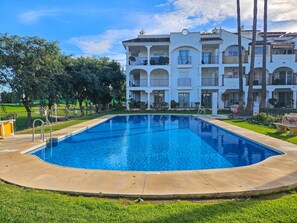 Pool - Two bedroom golf side apartment, Mijas Golf (Mijas Costa)
