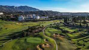 Golf - Two bedroom golf side apartment, Mijas Golf (Mijas Costa)