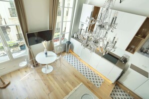 Interior - Charming  Apartment Le Marais Center of Paris (Paris)
