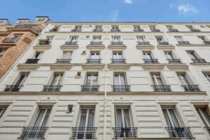 Exterior - Superb apartment Invalides Eiffel Tower (Paris)