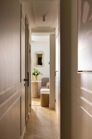 Interior - Stunning apartment with AC - Center of Paris (Paris)