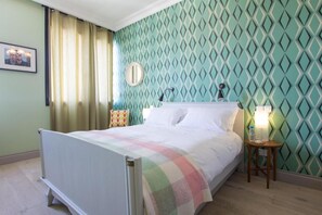 2 bedrooms, iron/ironing board, WiFi, bed sheets - Lina Apartment (Casablanca)