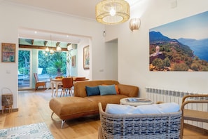 Chalet, 3 Schlafzimmer, Raucher, Terrasse | Wohnzimmer
