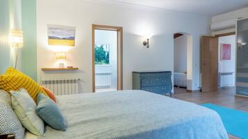 Chalet, 3 Bedrooms, Smoking, Patio | 3 bedrooms