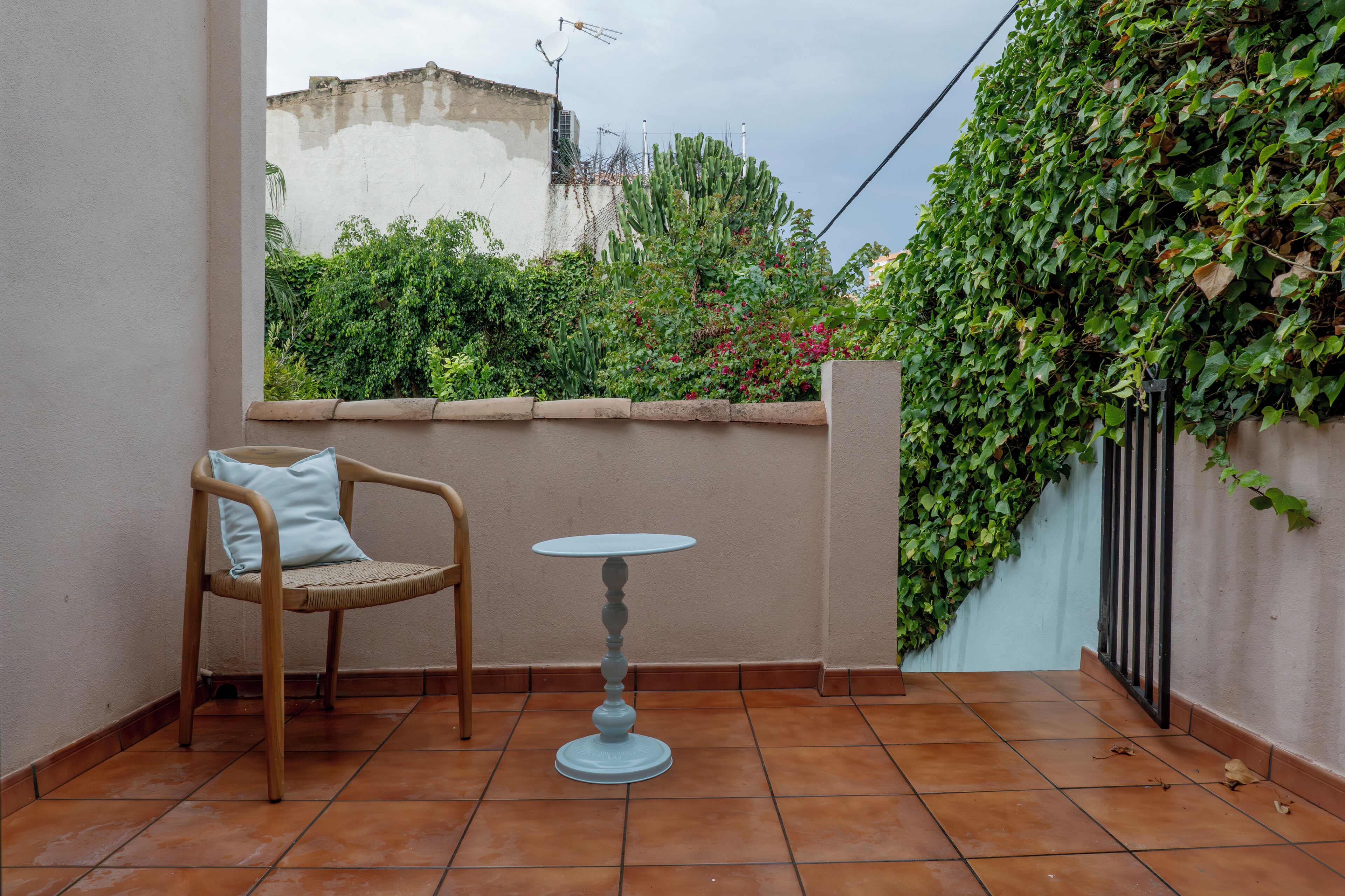 Nhà gỗ, 3 phòng ngủ, hút thuốc, sân hiên | Ban công