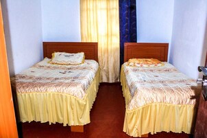 Family Bungalow | Free WiFi, bed sheets