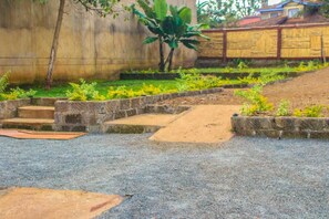 Exterior - Silver Garden Kerugoya (Kerugoya)
