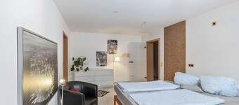 Apartment 'Skyview Only Sleeprooms' with Mountain View, Wi-Fi and Air Conditioning