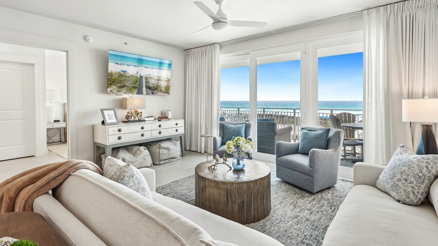 Blu 204 4 Bedroom Condo