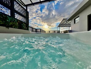 Terrace/patio - Exquisite Boho Sunset luxury Suite, Jacuzzi + 2Bed (Flic en Flac)