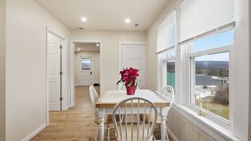 Casa, 4 camere da letto | Ristoranti