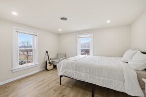 House, 4 Bedrooms | 4 bedrooms, laptop workspace, iron/ironing board, free WiFi - Heishman Historic Hillside Home 4 Bedroom Home (Wardensville)