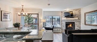 Steps to Mountain & Main St- 1 Bedroom 1 Condo