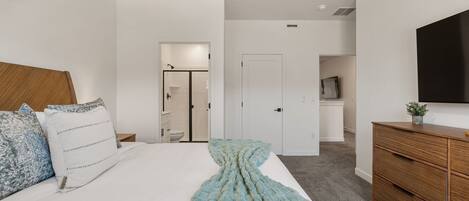 Townhome, 4 Bedrooms | 4 bedrooms, laptop workspace, iron/ironing board, cribs/infant beds