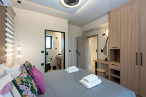 Vila | Cortinas blackout, quartos à prova de som, ferros/tábuas de passar roupa