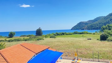 Standard Room, Multiple Beds, Balcony, Sea View | Exterior