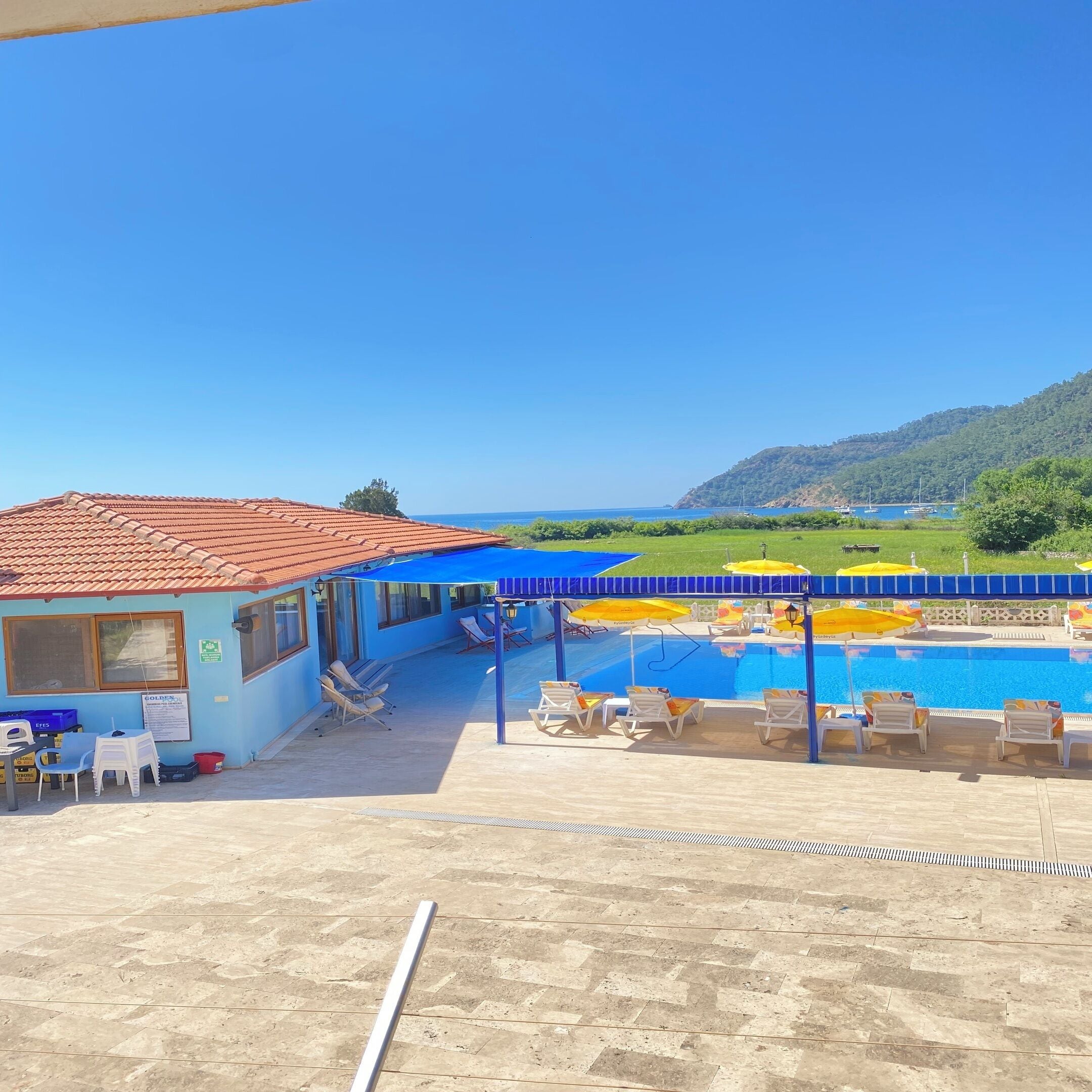 Ropa de cama de alta calidad, wifi gratis y ropa de cama 