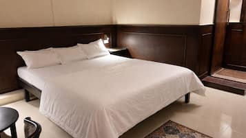 Schreibtisch, kostenloses WLAN