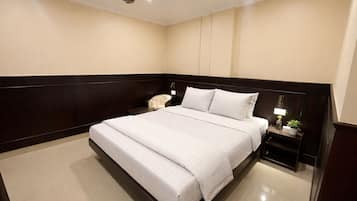 Deluxe-Doppelzimmer | Schreibtisch, kostenloses WLAN