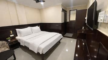 Deluxe-Doppelzimmer | Schreibtisch, kostenloses WLAN